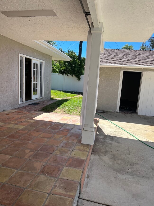 Photo - 21216 Velicata St