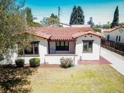 Photo - Wood Street Charmer - 3 Bed / 2 bath (Front House)