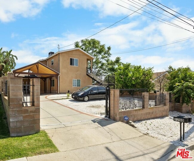 Photo - 7752 Le Berthon St Townhome