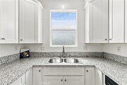 Photo - 15340 Lassen St