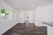 Photo - 13521 Hamlin St
