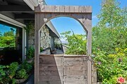 Photo - 16582 Calneva Dr House