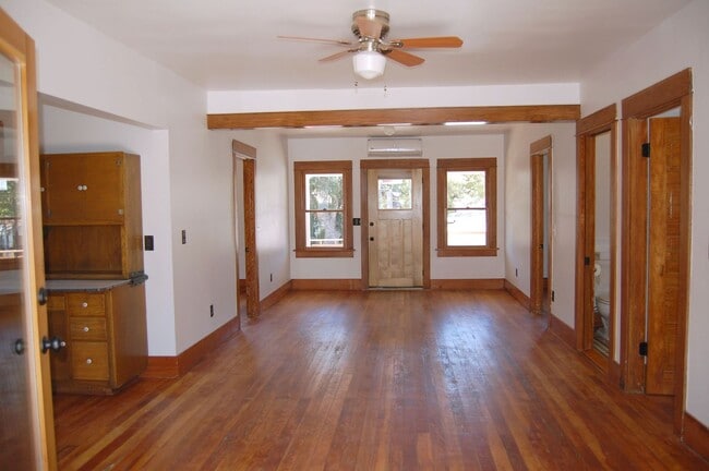 Photo - FIGUEROA Unit 6842