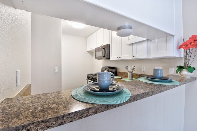 Photo - FAIRWAY MANOR