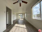 Photo - 13233 Oxnard St Unit 4