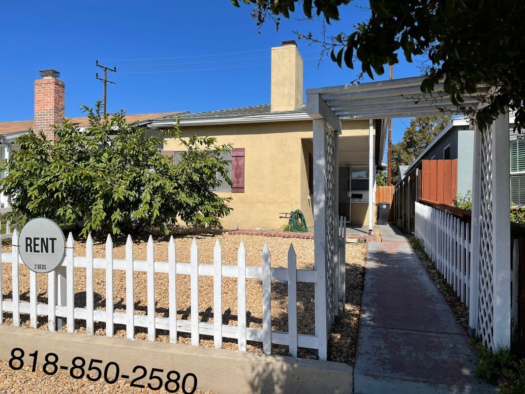 Photo - 3011 W Chandler Blvd House