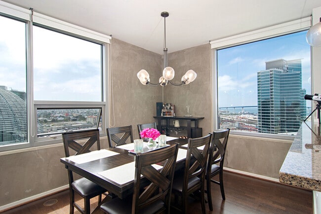 Photo - 321 Tenth Ave Unit 2007