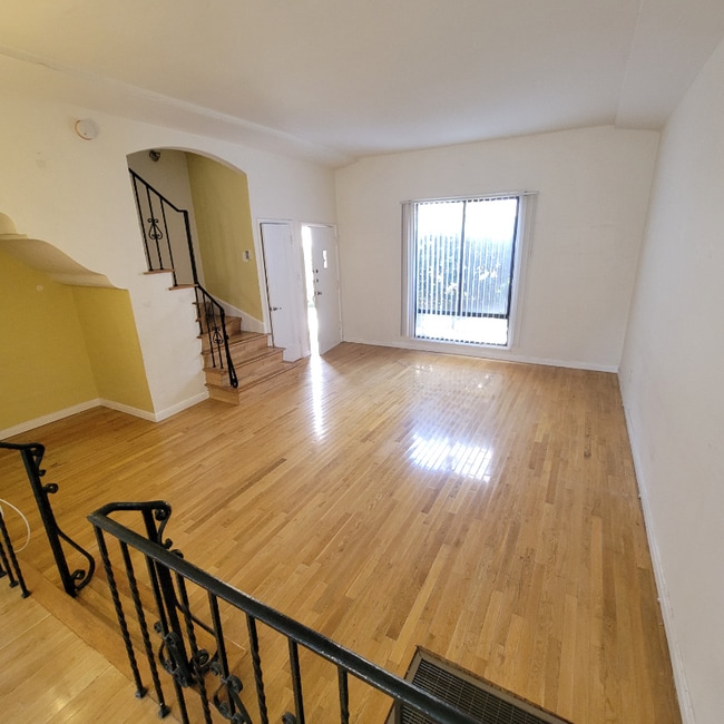 Photo - 4528 Edgewood Pl Unit 1