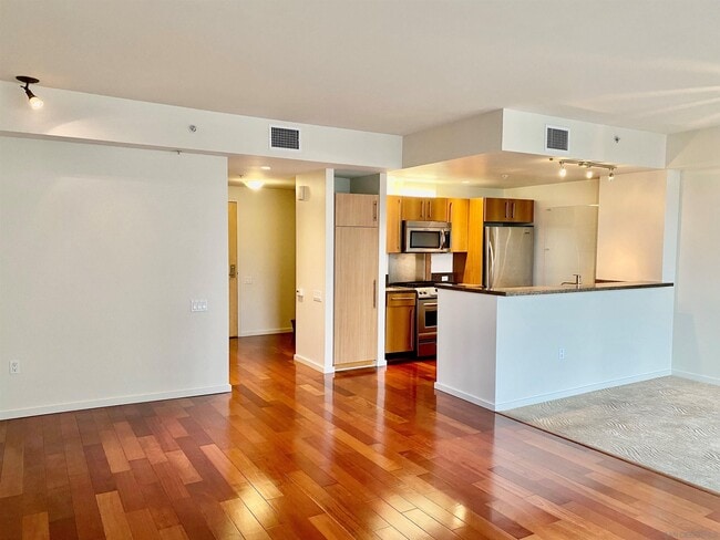 Photo - 350 Eleventh Ave Townhome