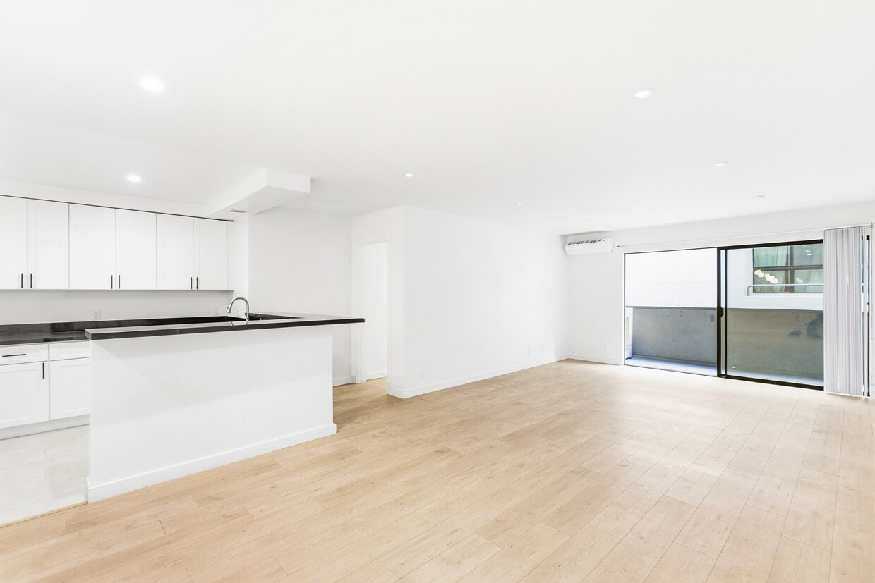 Floor Plan - 2 Bed + 2 Bath