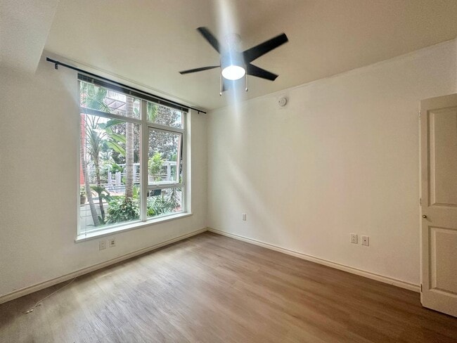 Photo - Little Italy 1BD/1BA Condo w/ Pool, Jacuzzi, BBQ, Balcony, Rooftop Terrace, In-unit Laundry, Subt... Unit 211
