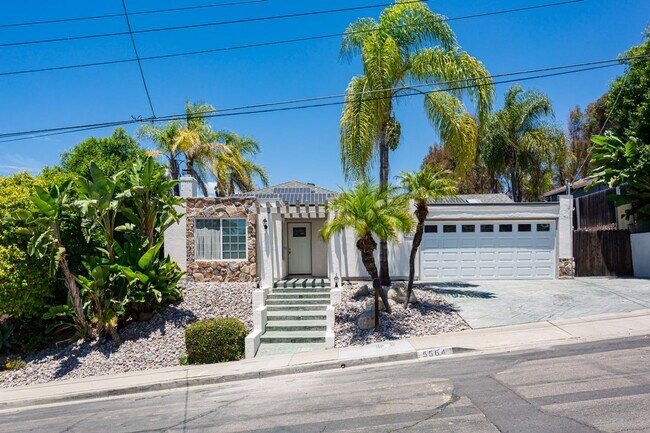 Photo - Spacious Entertainers Retreat in San Carlos!