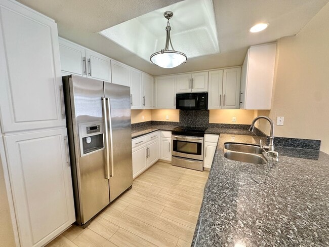 Photo - ****FIRST MONTHS RENT FREE IF YOU MOVE IN ...