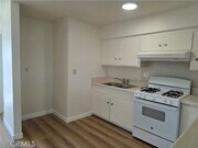 Photo - 928 N Vicentia Ave Unit C