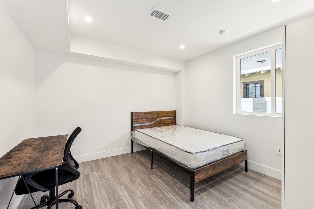 Floor Plan - Private Room at 3001 Van Buren Pl (5B5B)