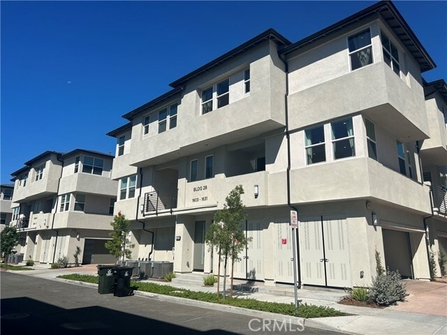 Photo - 1615 W Bushell St