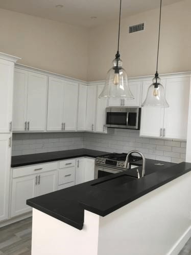 Building Photo - 909 Laguna St Unit B