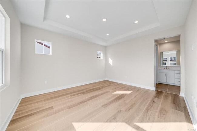 Photo - 716 Olivier Dr