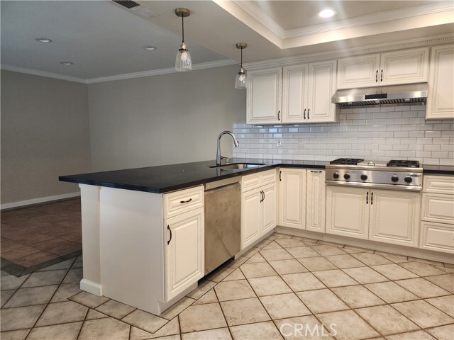 Photo - 607 Murfield Ct