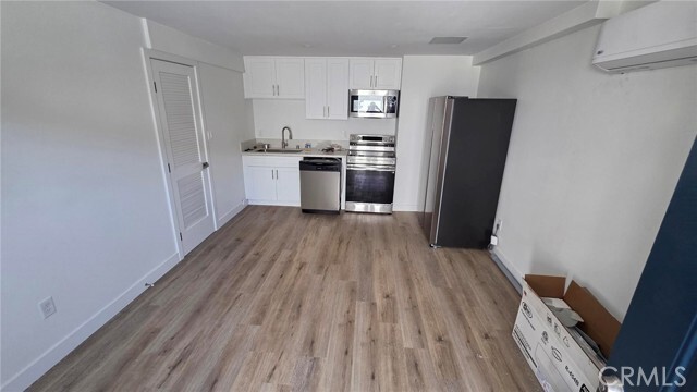 Photo - 988 El Camino Dr Unit 105