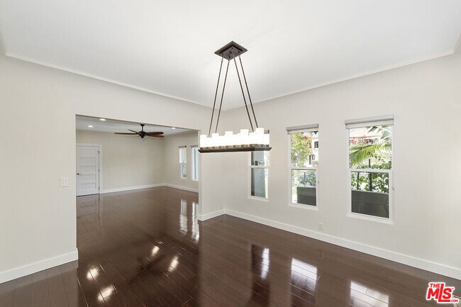 Photo - 1148 S Tremaine Ave