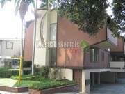 NA - 215 Hudson S Ave