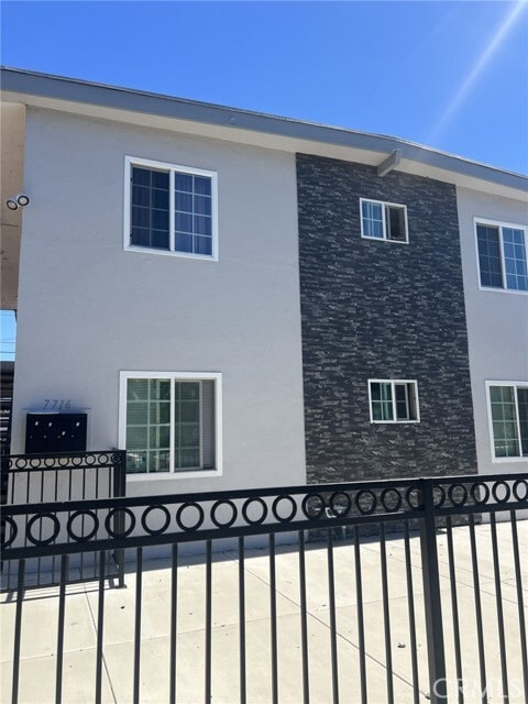 Building Photo - 7716 Walker Ave