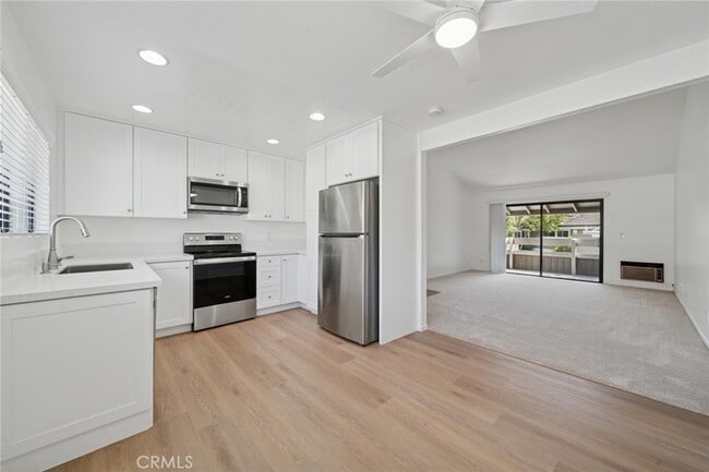 Photo - 82 Streamwood