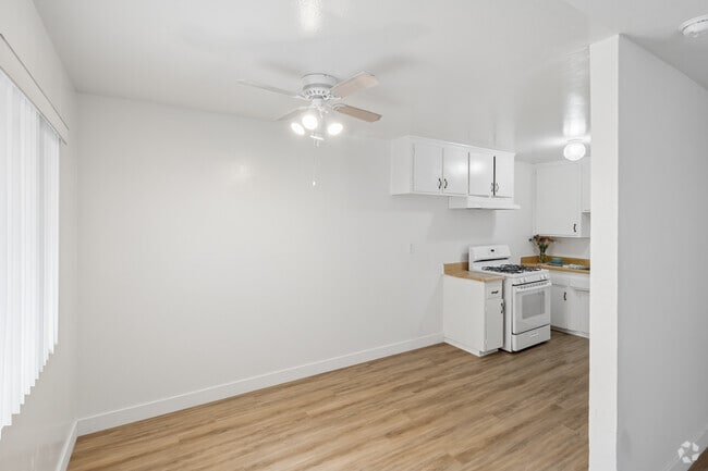 2BR, 1BA - Dining Room and Kitchen - Anderson Apts