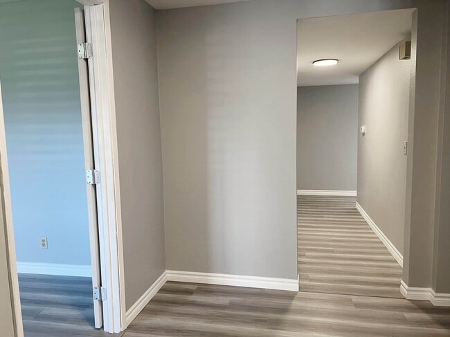 Photo - 20433 Pacific Dr