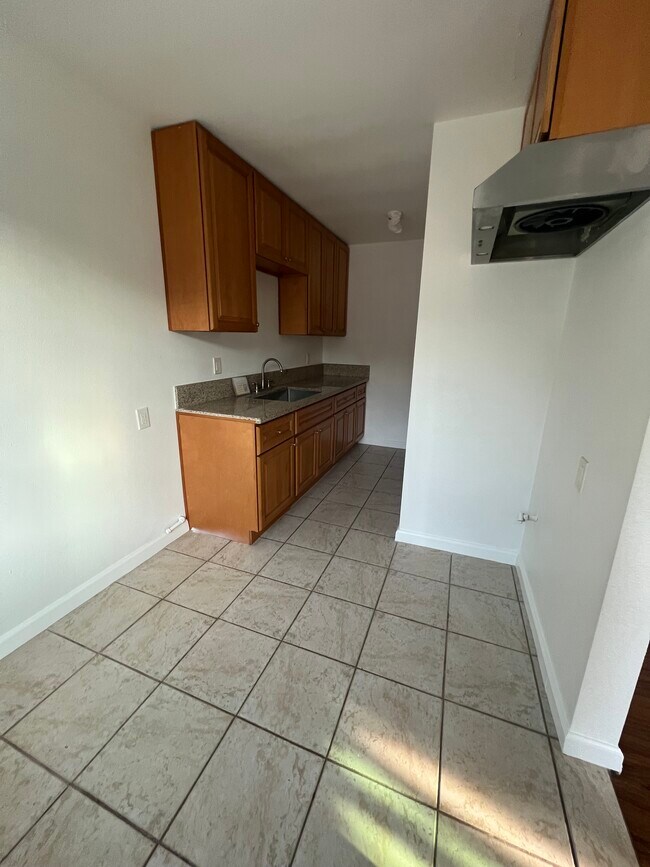 Photo - 463 S Arizona Ave Unit Great!! East Los Angeles Apartment