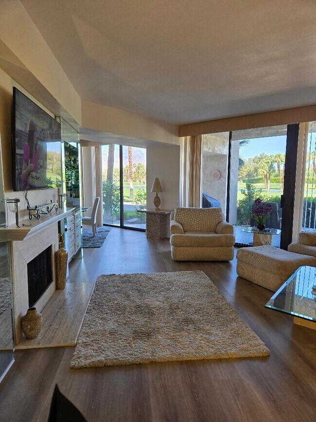 Photo - 910 Island Dr Unit 112