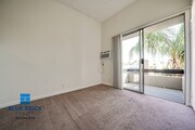 Photo - 11225 Morrison St Unit 115