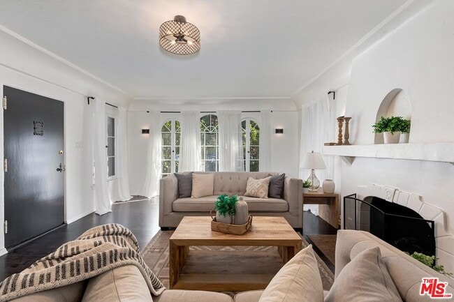 Photo - 373 S Crescent Heights Blvd