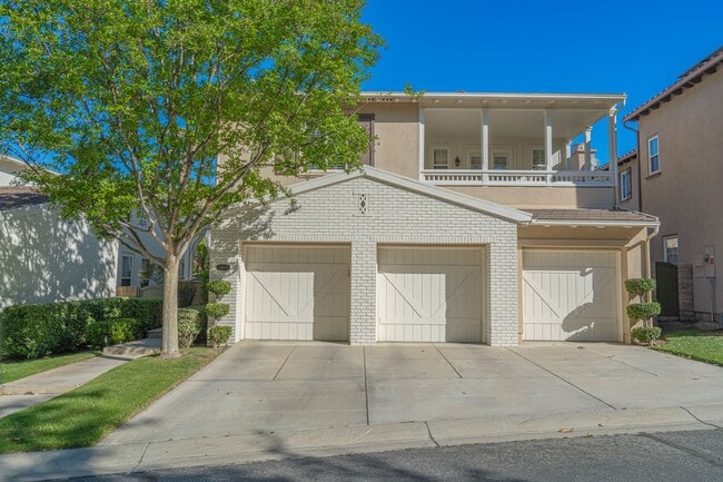 Building Photo - 4 Bedroom Home for Rent in The Woodlands!