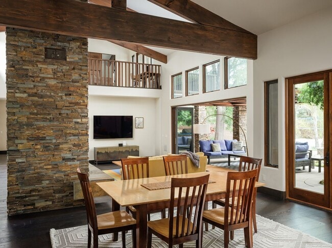 Photo - 3515 Via Loma Vista