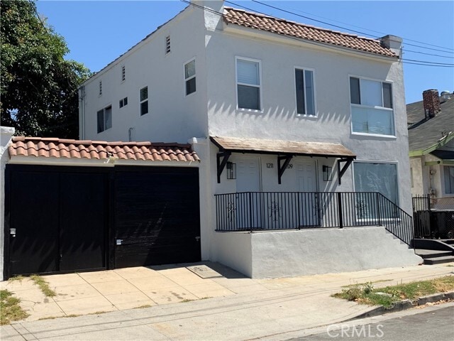 Photo - 1209 W 40th Pl Townhome