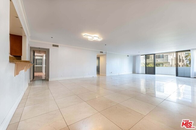 Building Photo - 10660 Wilshire Blvd Unit 309