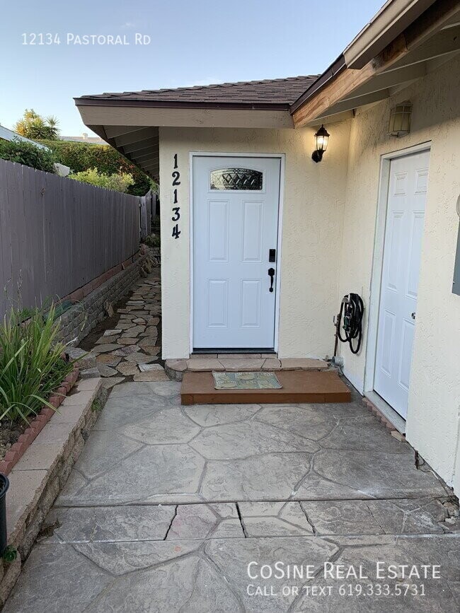 Building Photo - 12134 Pastoral Rd