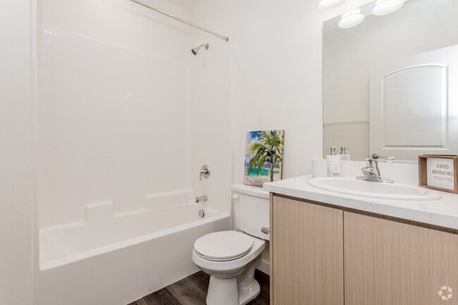 2BR, 2.5 - 1063 SF - Presidio Townhomes