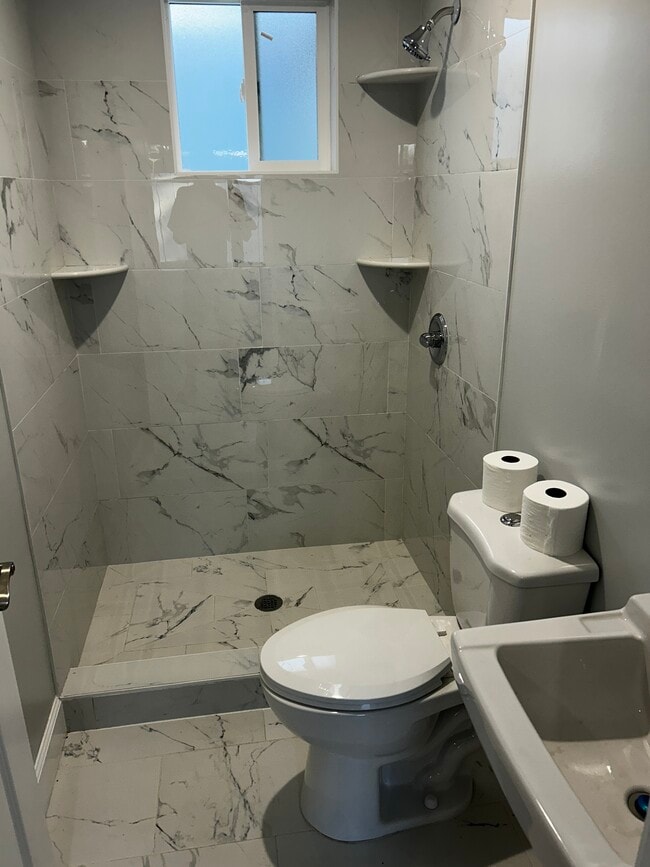 Photo - 7814 Lindley Ave Unit Junior ADU