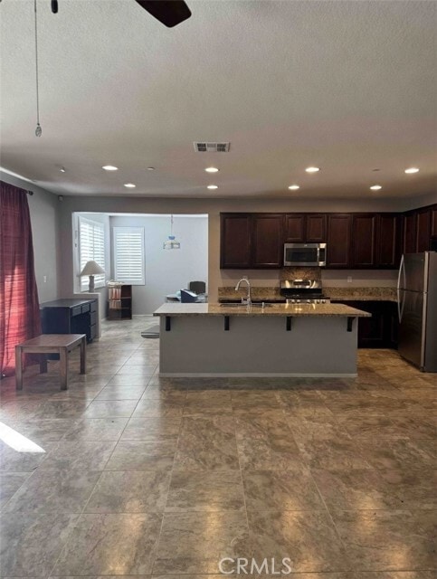 Photo - 127 Mesquite Ct