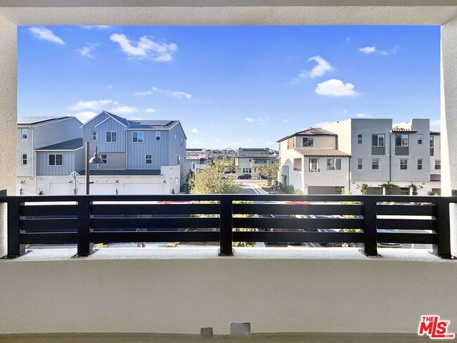 Photo - 61 Harness Wy