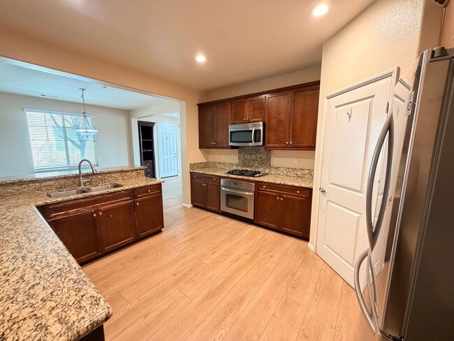 Photo - 1729 Cripple Creek Dr