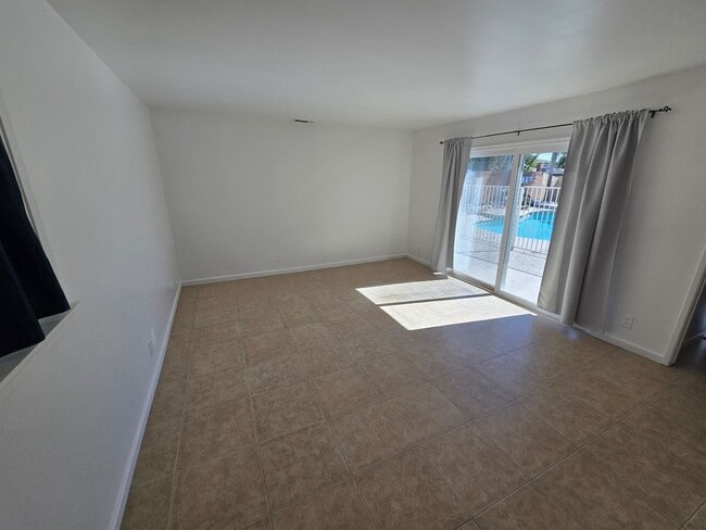 Photo - Beautiful 3 Bedroom Home with Pool