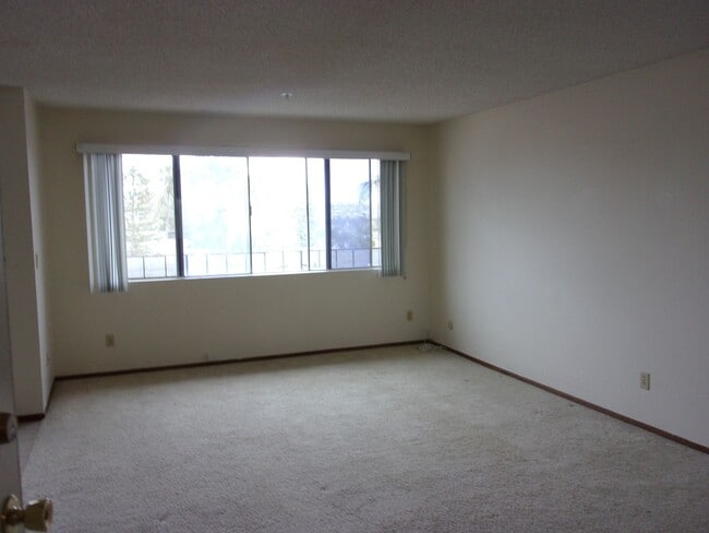 Photo - 411 Unit 1830-3F