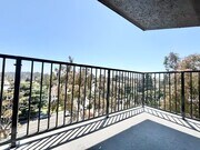 Photo - 3949 Los Feliz Blvd