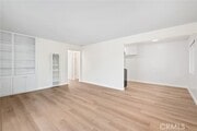Photo - 121 E Bay St