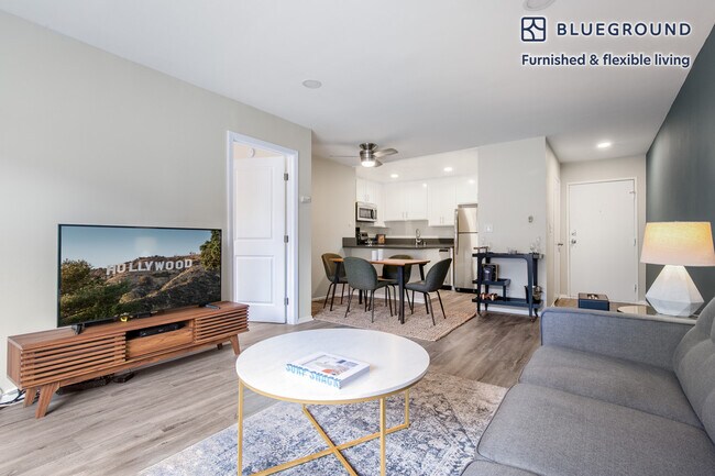 Photo - 2039 N Las Palmas Ave Unit FL2-ID117