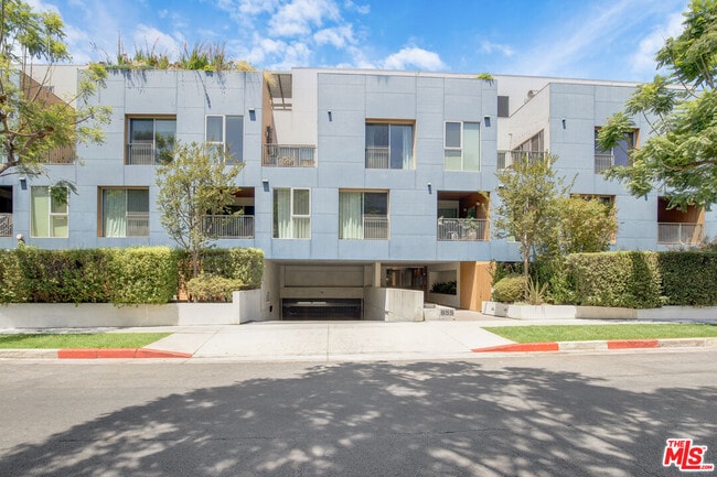Building Photo - 855 Croft Ave Unit 206